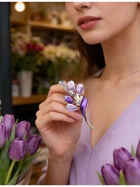 Brooch Tulips Purple & Lavender Enamel Petals Imitation Pearls & Rhinestones